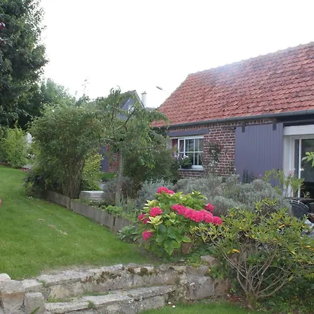 D'hotes L'aubaine Avec Jacuzzi 住宿加早餐酒店 3*