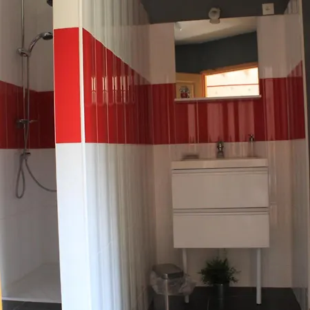 D'hotes L'aubaine Avec Jacuzzi 3* Wanquetin