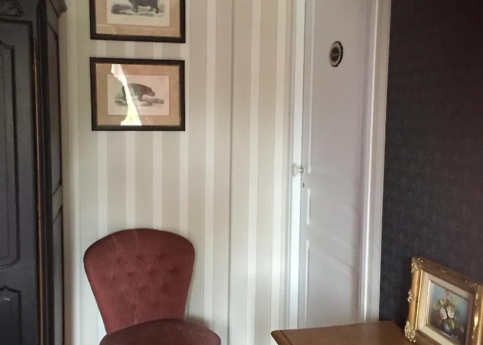 D'hotes L'aubaine Avec Jacuzzi Bed & Breakfast Wanquetin